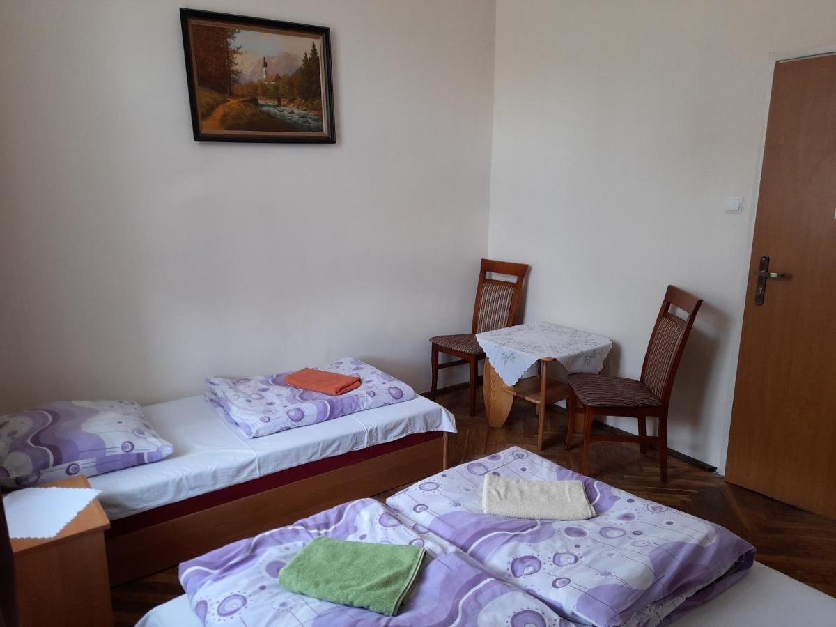 Krakow Hostel Ngoại thất bức ảnh